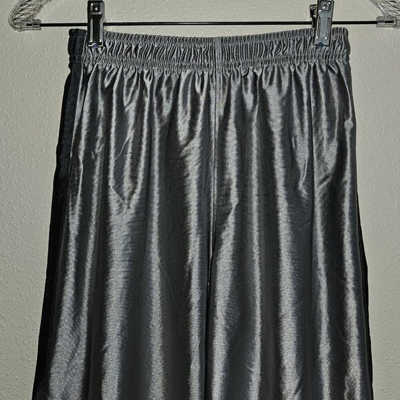 NIKE Athletic Pants Silver Gray Drawstring Waist Ankle Zipper Youth Medium 10-12 - Picture 2 of 13